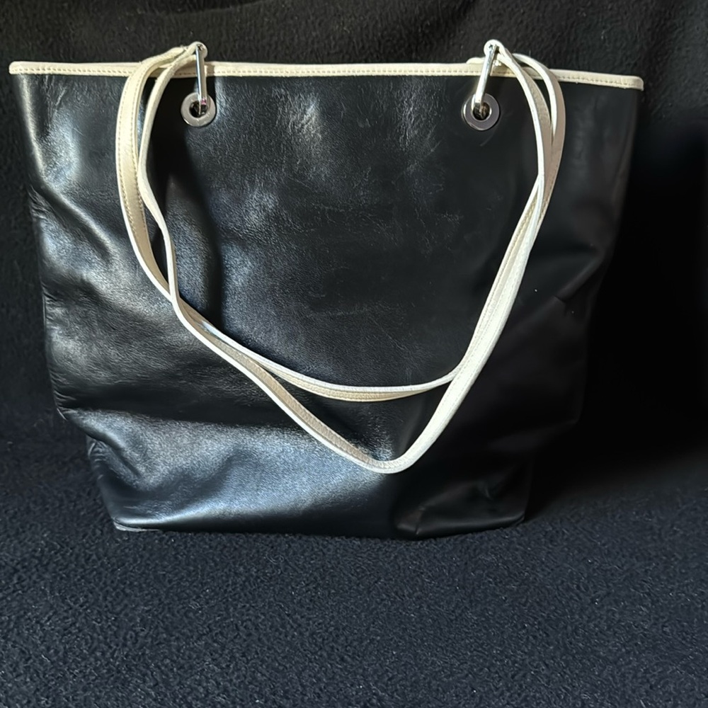 Ann Taylor black leather tote